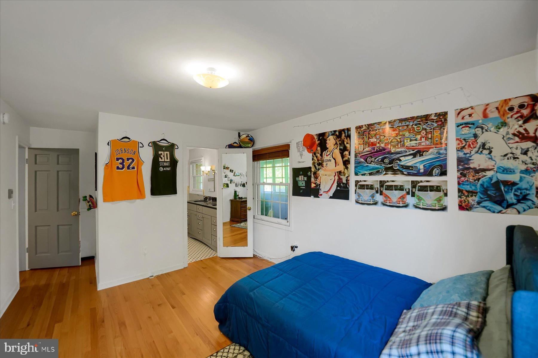 HOLMES-FOSTER - Residential