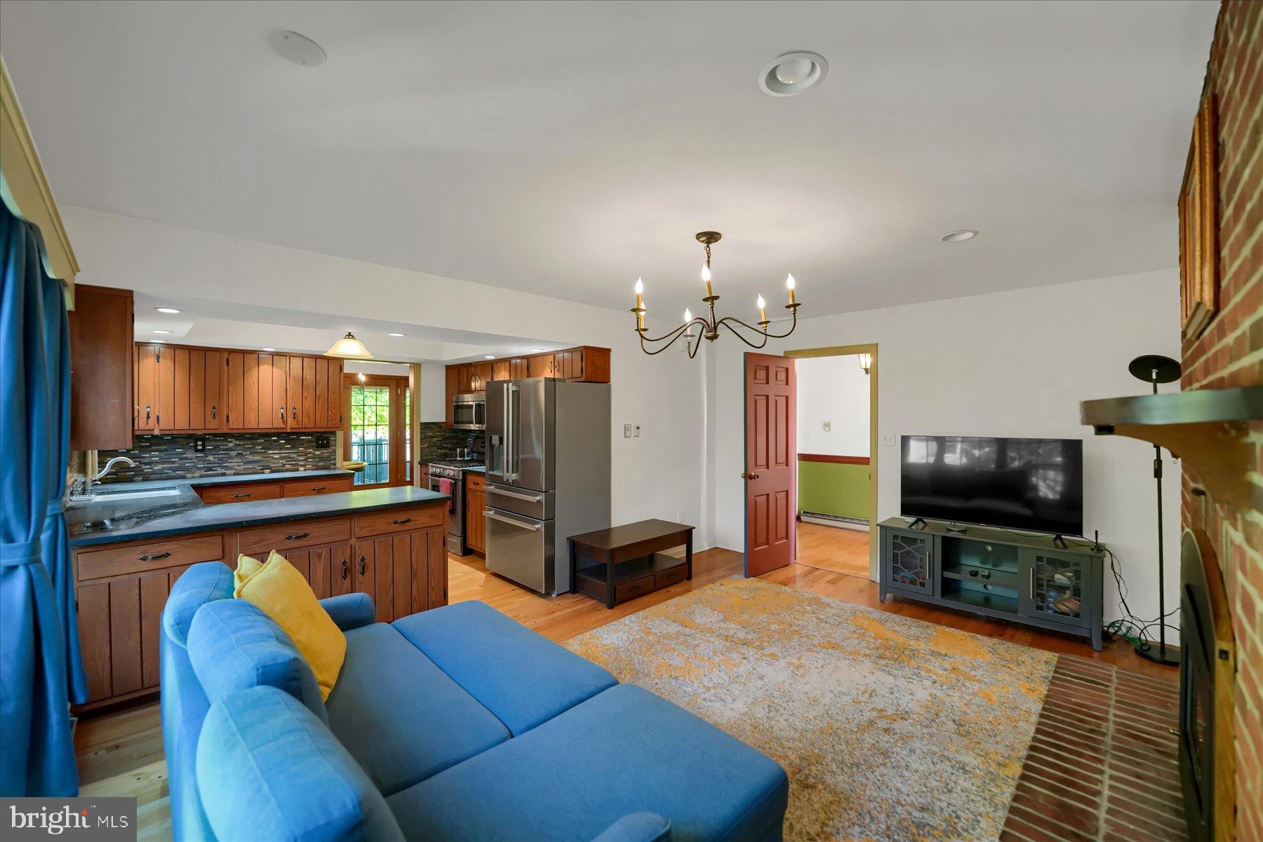 HOLMES-FOSTER - Residential