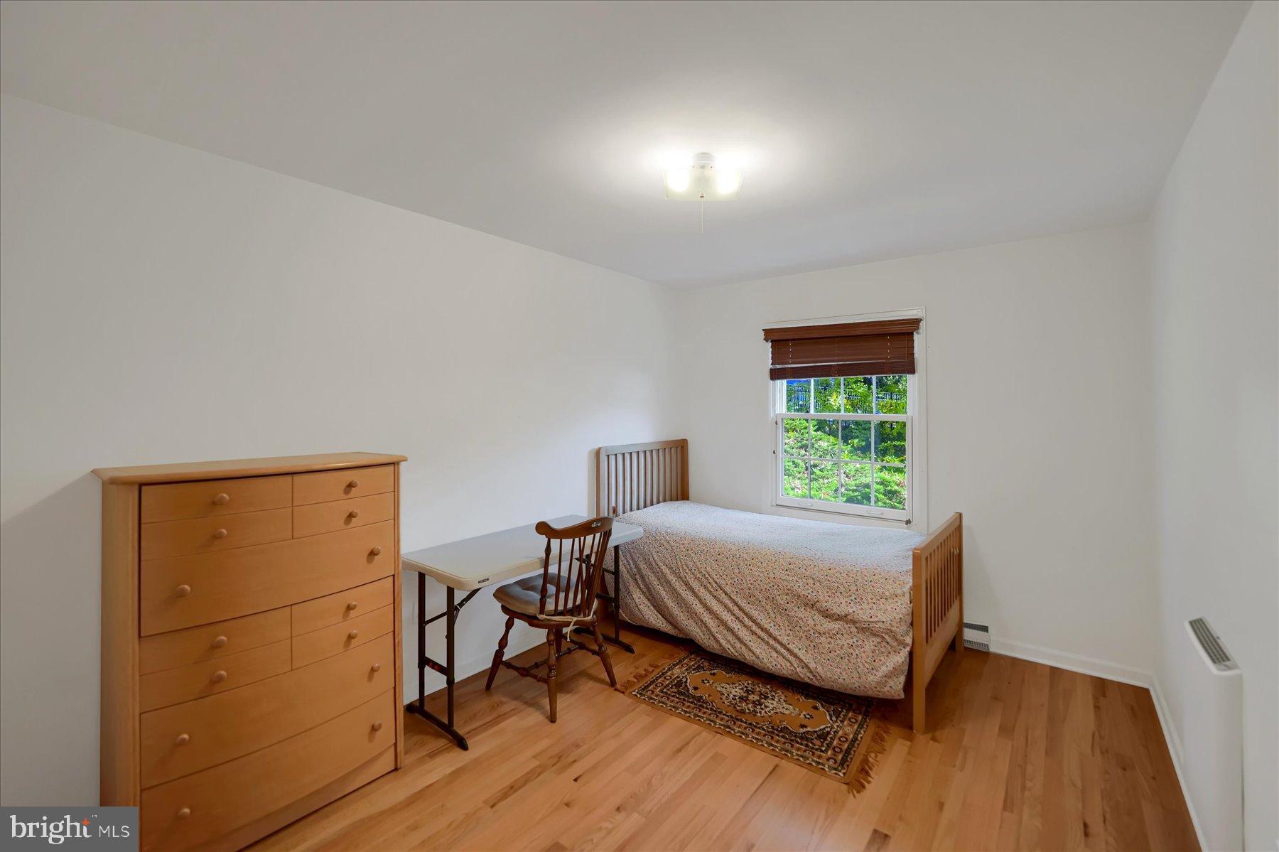 HOLMES-FOSTER - Residential