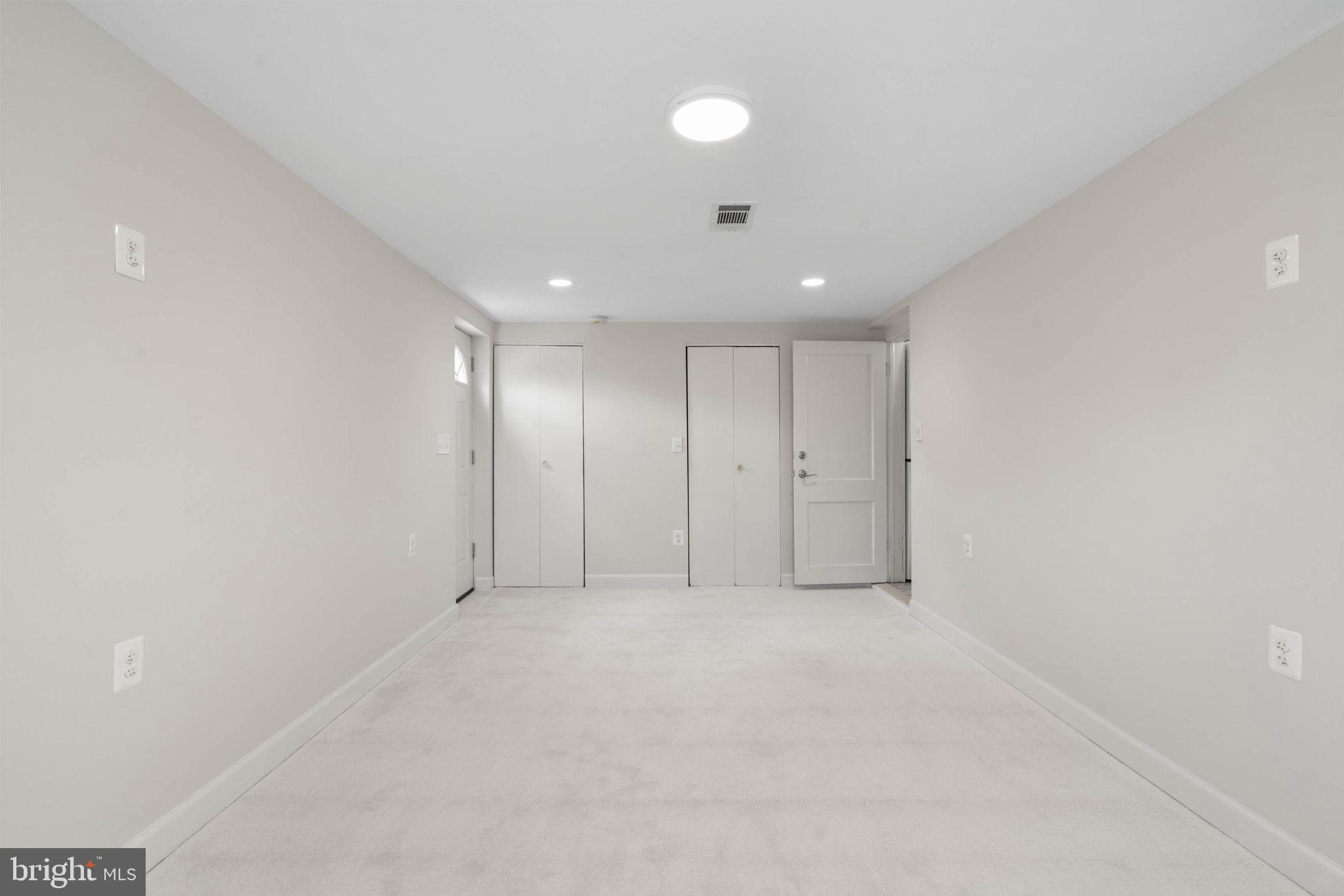 EDSALL PARK - Residential