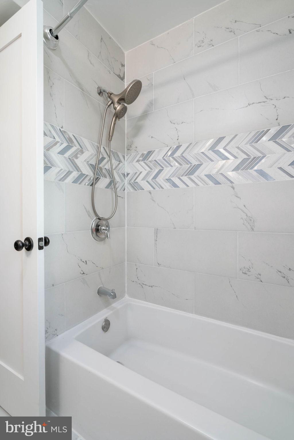 EDSALL PARK - Residential