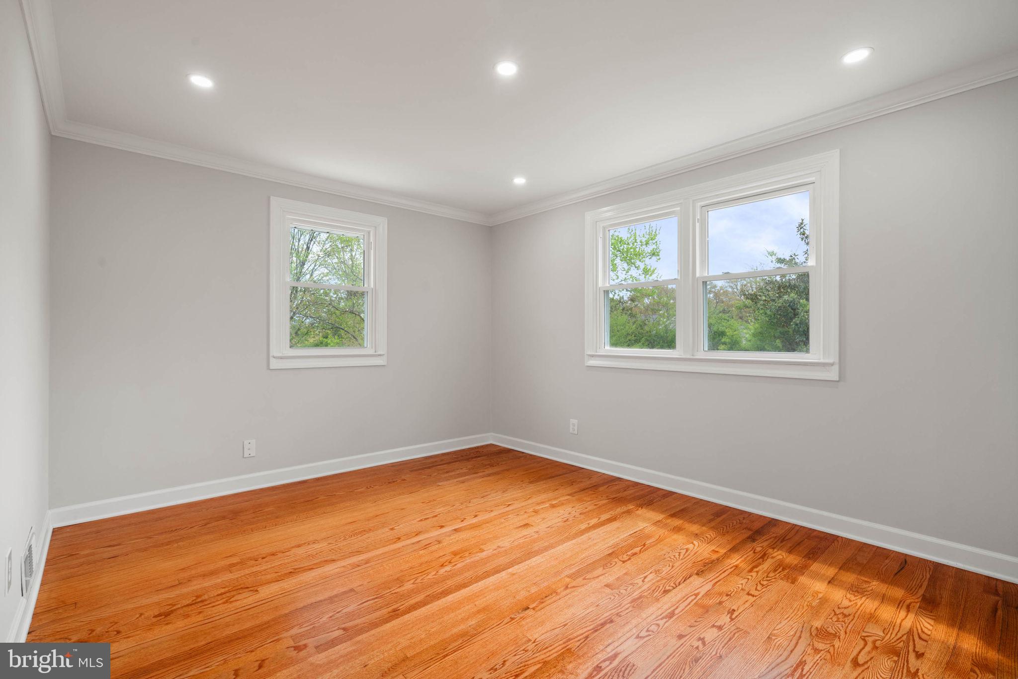 EDSALL PARK - Residential