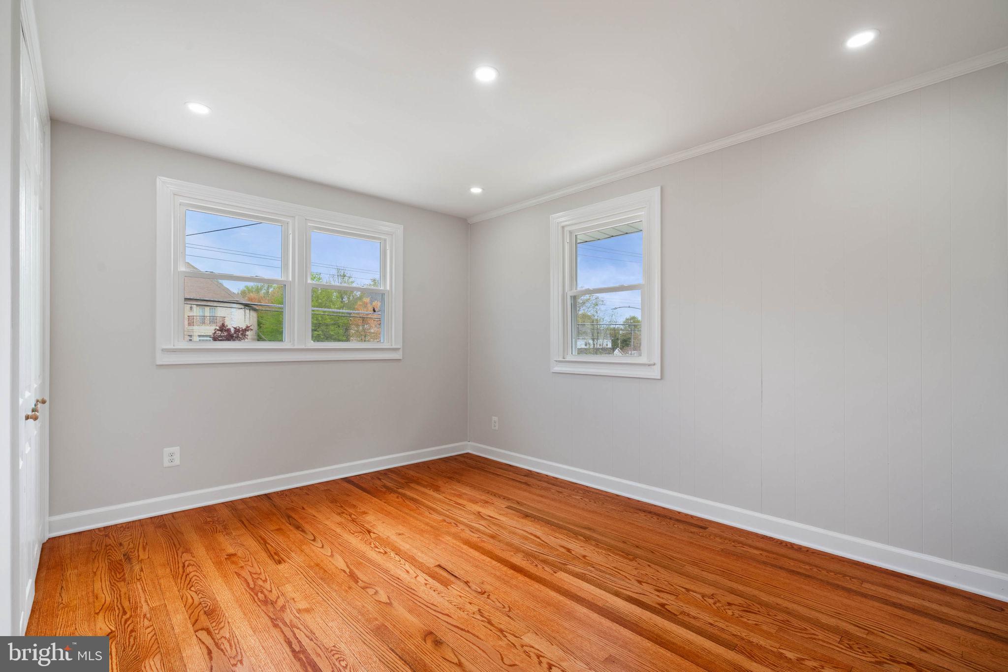 EDSALL PARK - Residential