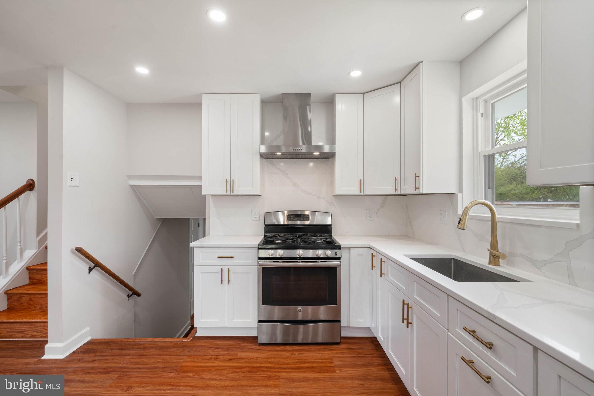 EDSALL PARK - Residential