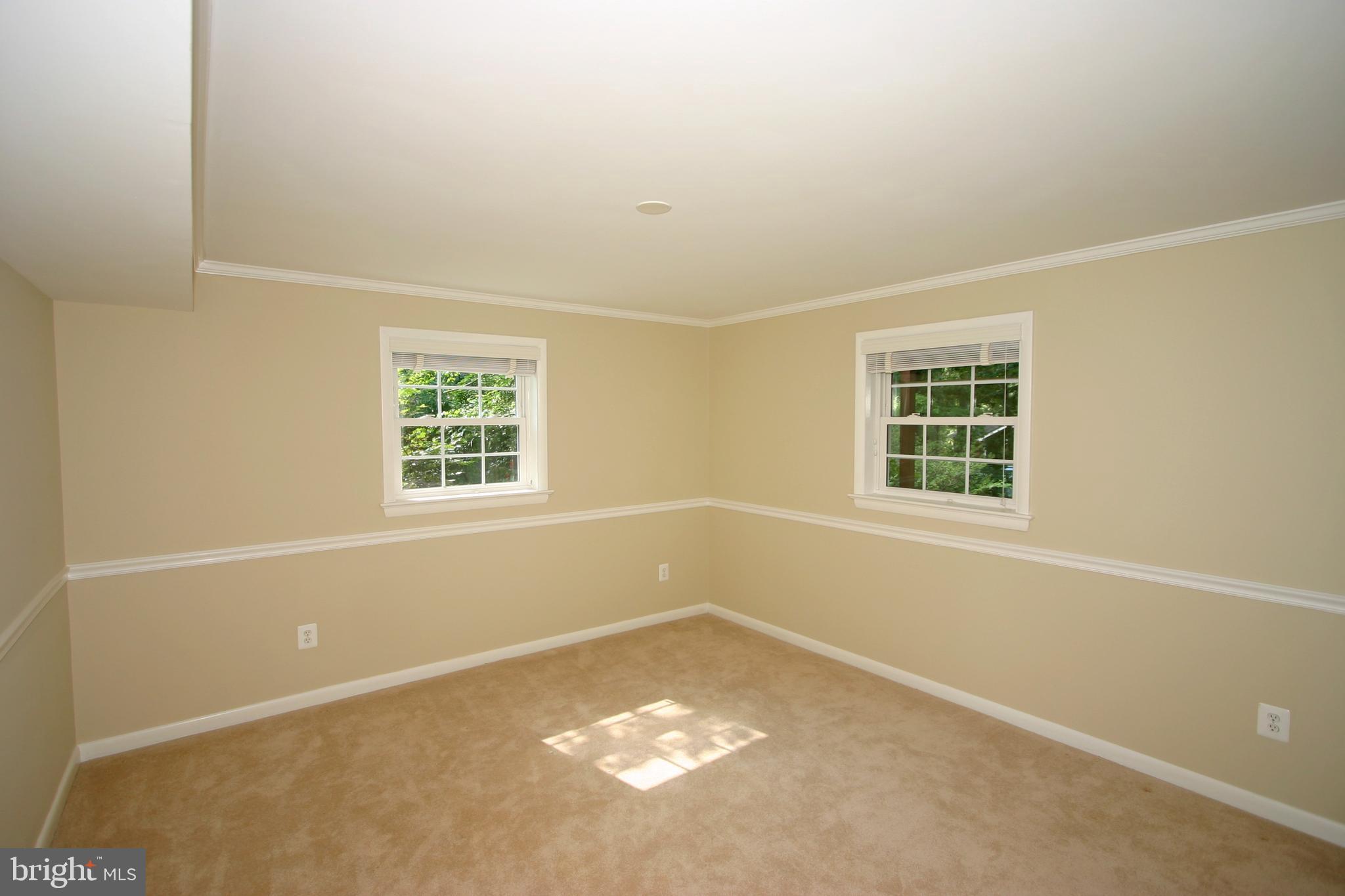 SPRINGBROOK FOREST - Residential