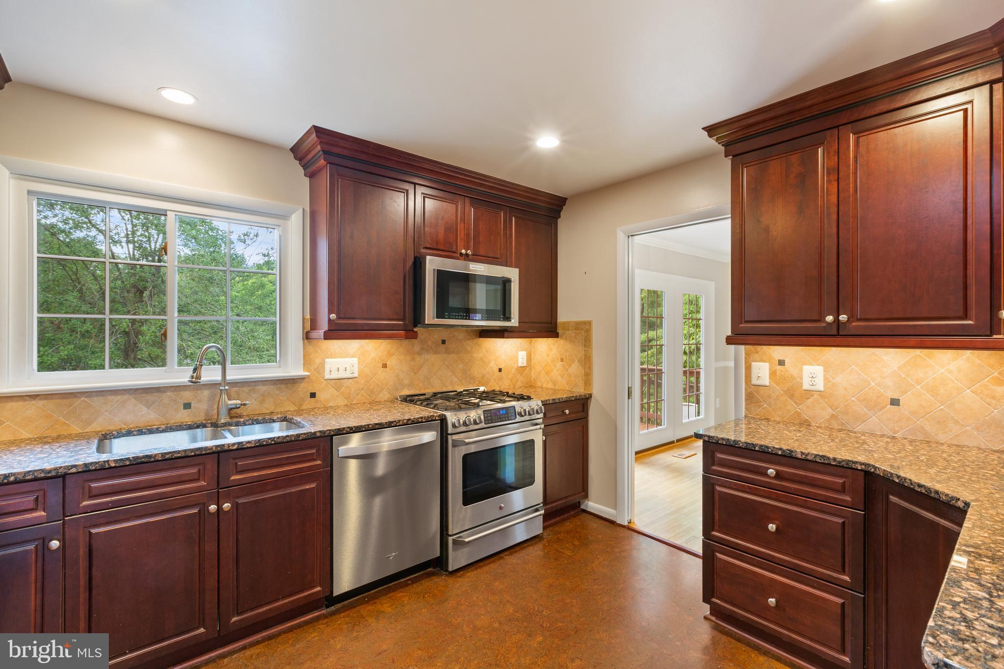 SPRINGBROOK FOREST - Residential