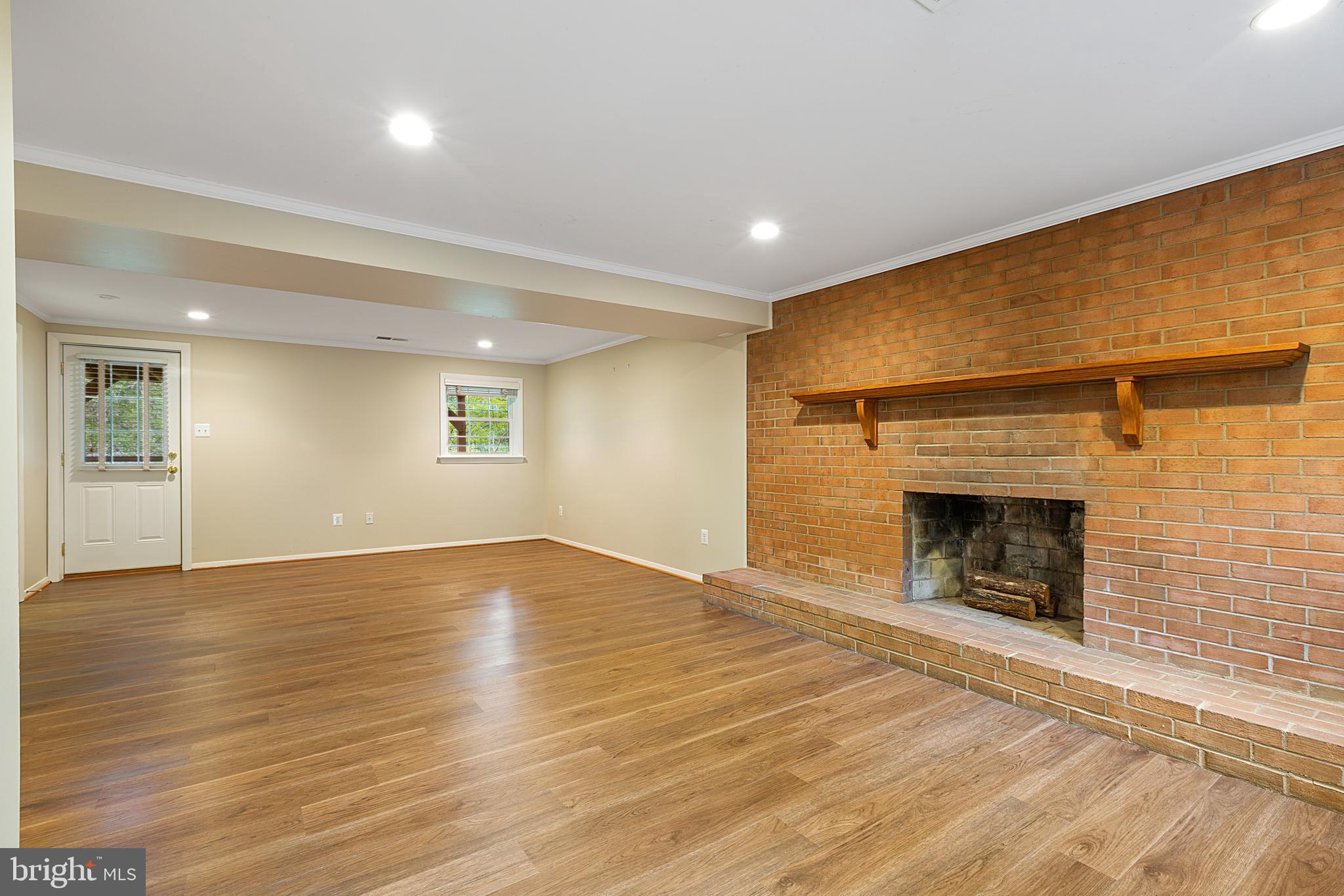 SPRINGBROOK FOREST - Residential