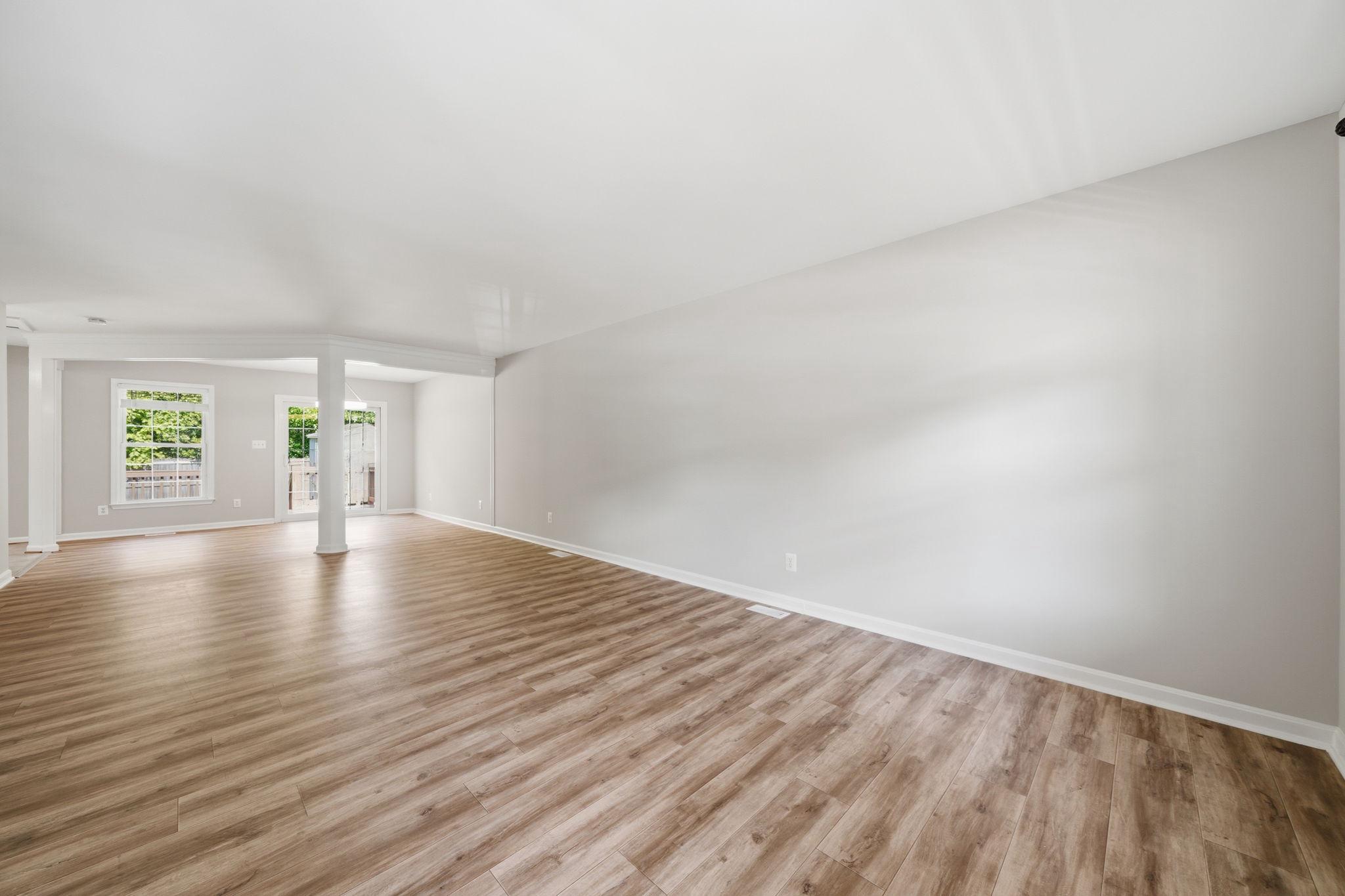 SOUTH OAKS - Residential