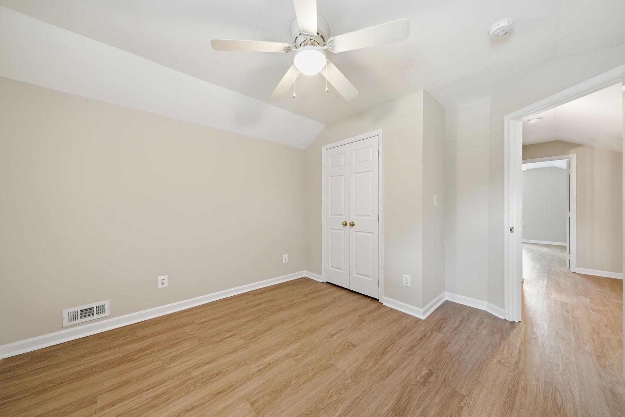 SOUTH OAKS - Residential