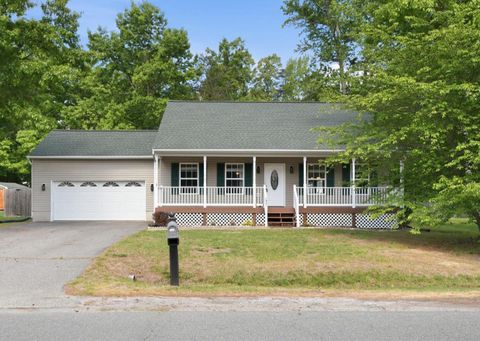 Homes For Sale - 5425 S Branch Road<br/> Spotsylvania County, FREDERICKSBURG, VA 22407