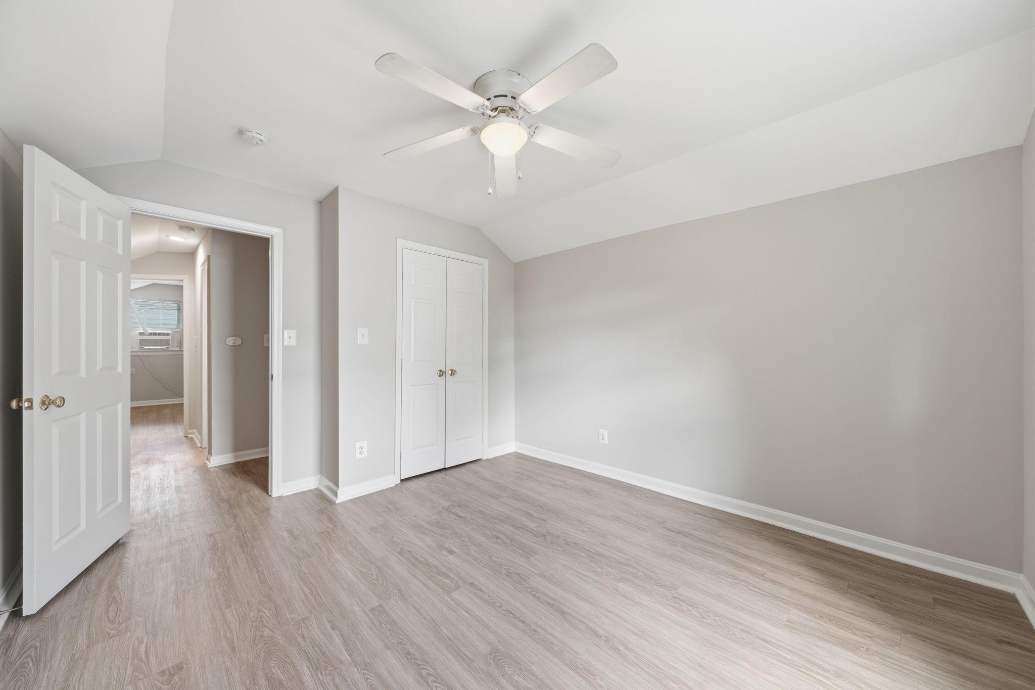 SOUTH OAKS - Residential