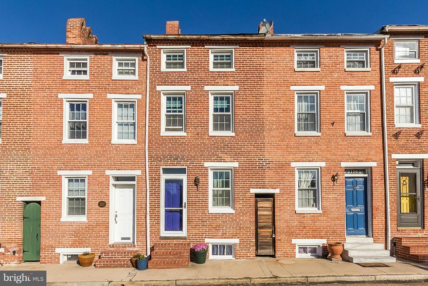 3BR/2BA w/ PARKING in the heart of Historic Federal Hill. Old world charm & modern updates. Exposed original beams & pine floors, SS appliances, full-size laundry. Recently renovated master suite w/ stunning bath includes custom metal work & radiant floor heat. Great outdoor space w/ unique covered parking & garage door. Close to everything - Harbor, stadiums, shops, restaurants, Key Highway & 95.