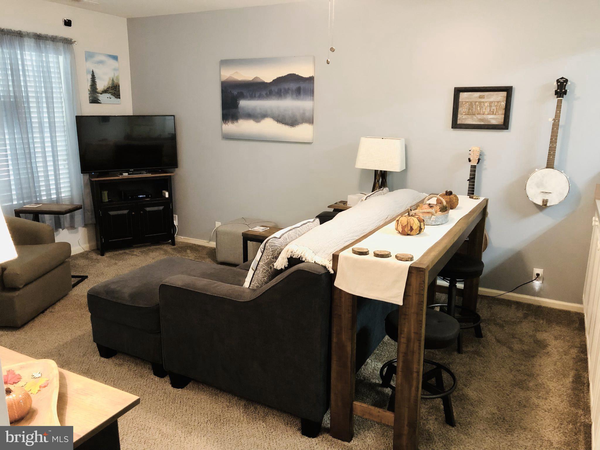 AVALON RETIREMENT COMM - Residential