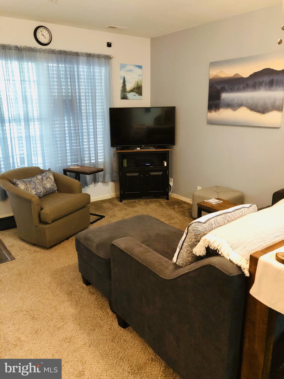 AVALON RETIREMENT COMM - Residential