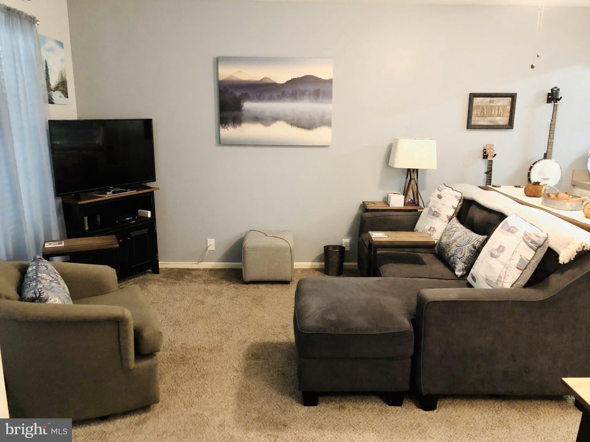 AVALON RETIREMENT COMM - Residential