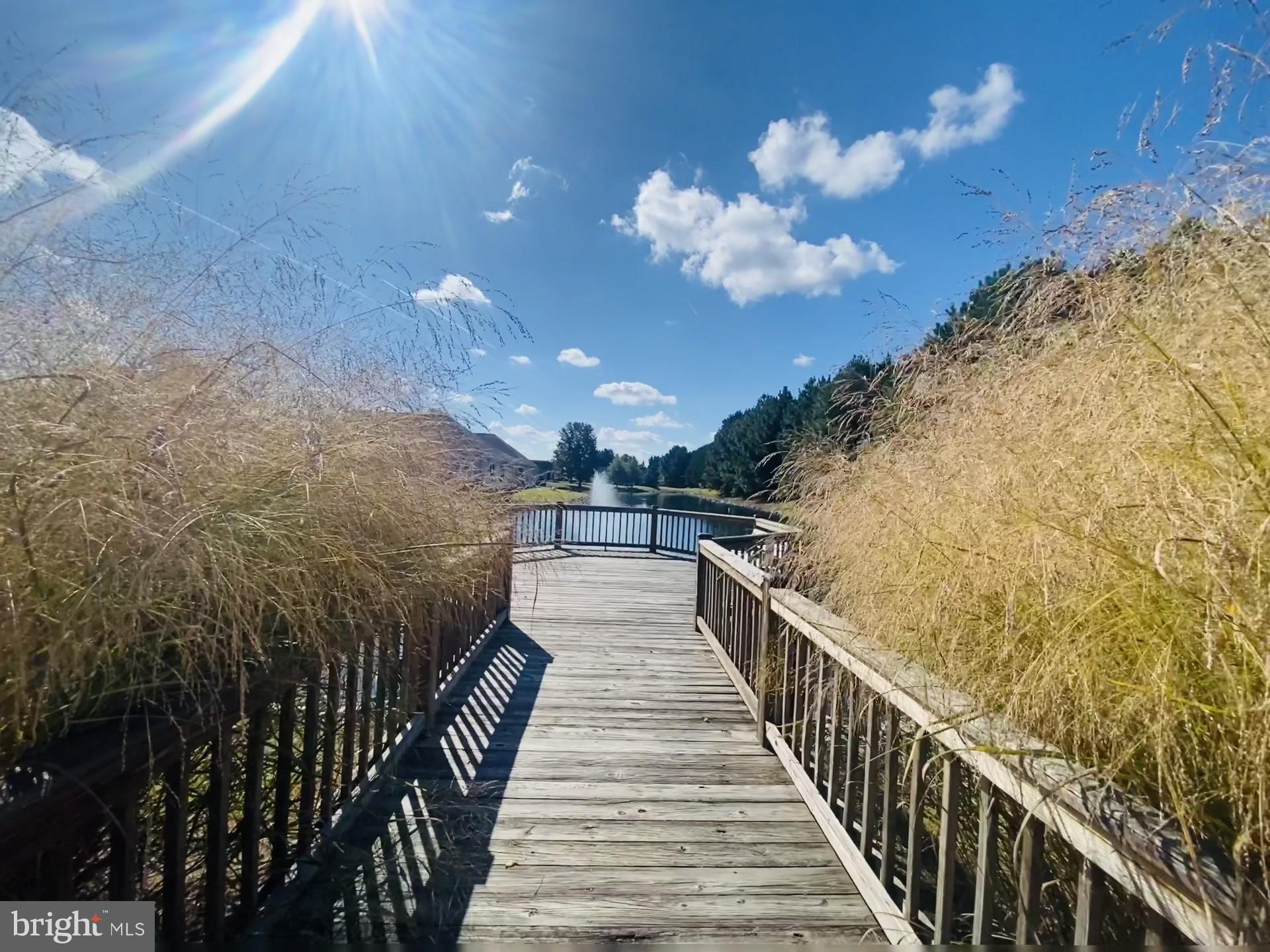 AVALON RETIREMENT COMM - Residential