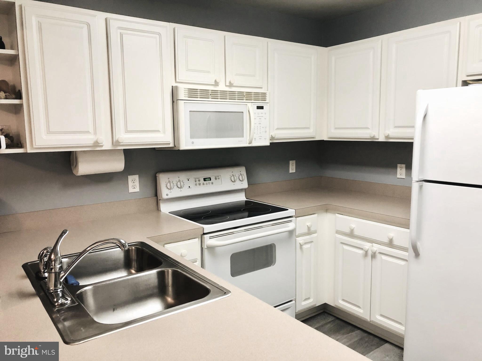 AVALON RETIREMENT COMM - Residential