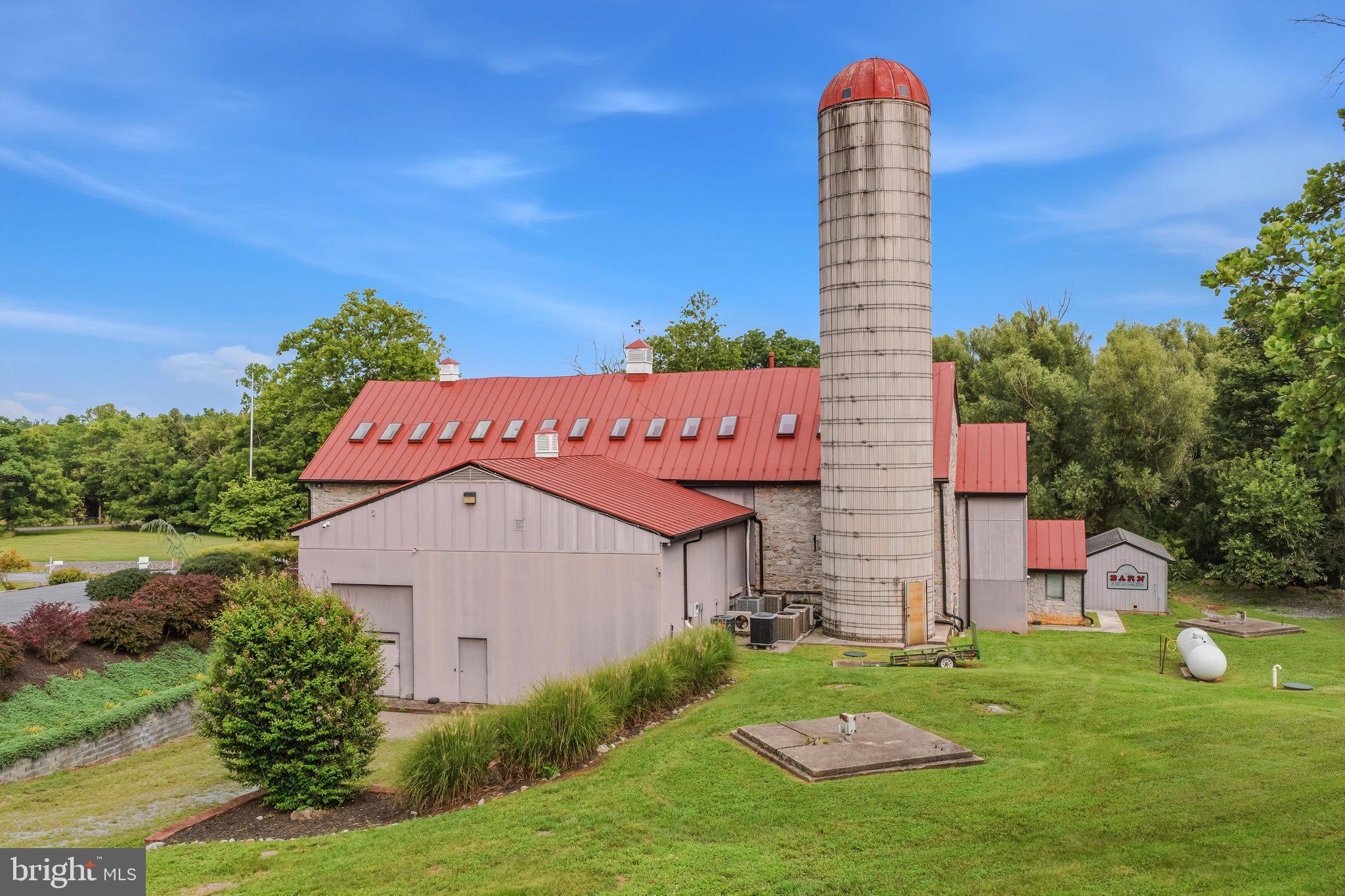 211 DISCOVERY ROAD 2