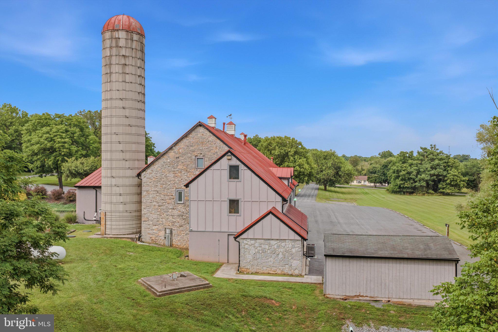 211 DISCOVERY ROAD 2