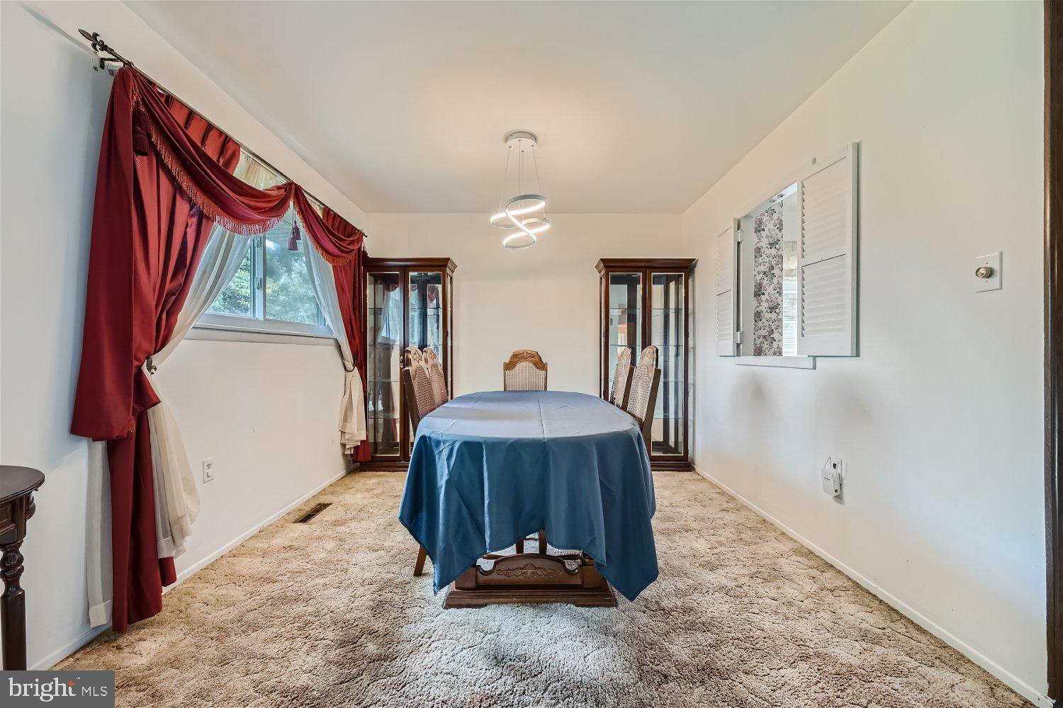 VALLEYWOOD - Residential