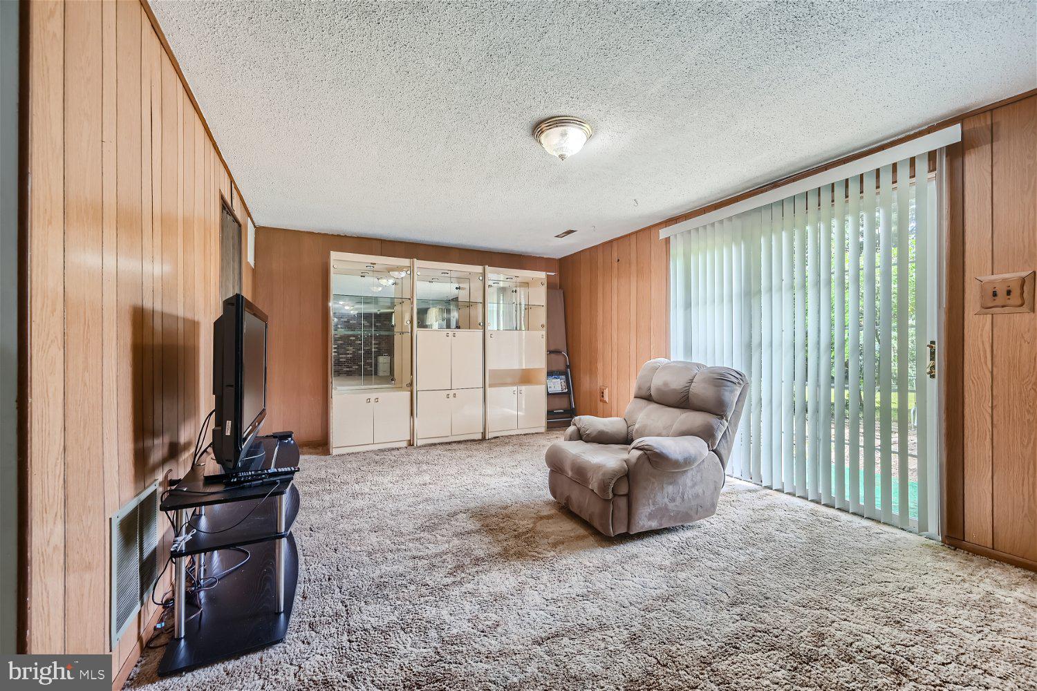 VALLEYWOOD - Residential