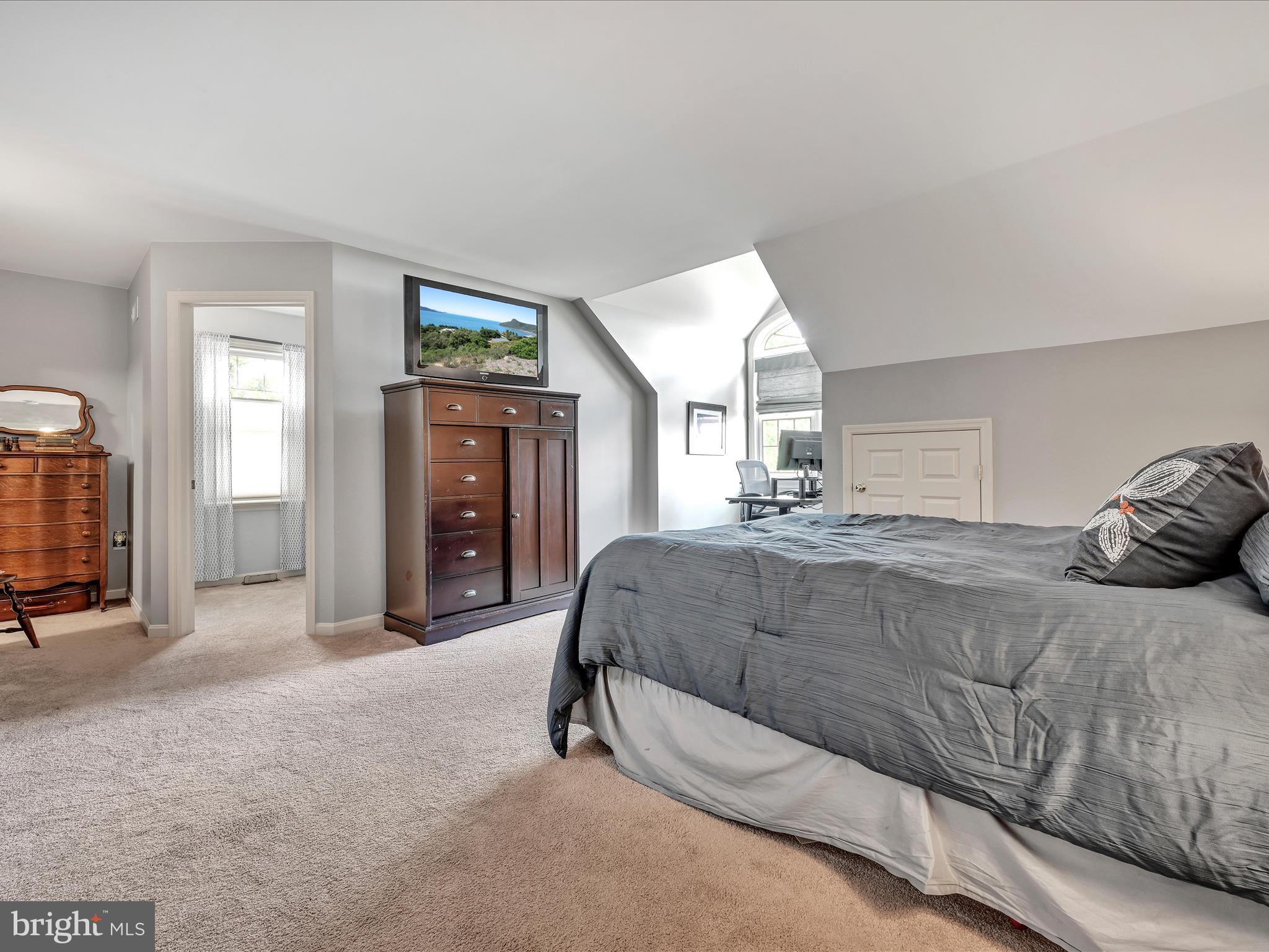 CENTERVILLE COMMONS - Residential