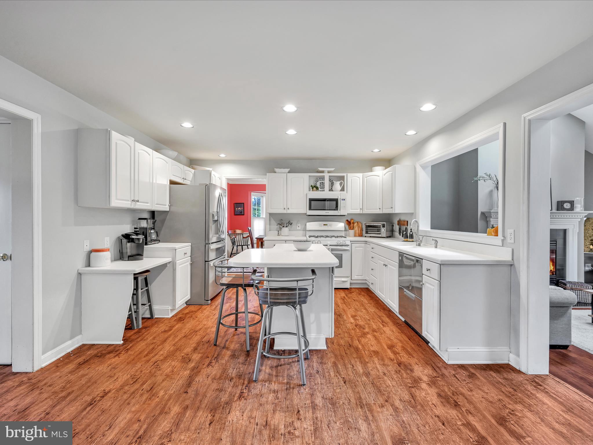 CENTERVILLE COMMONS - Residential