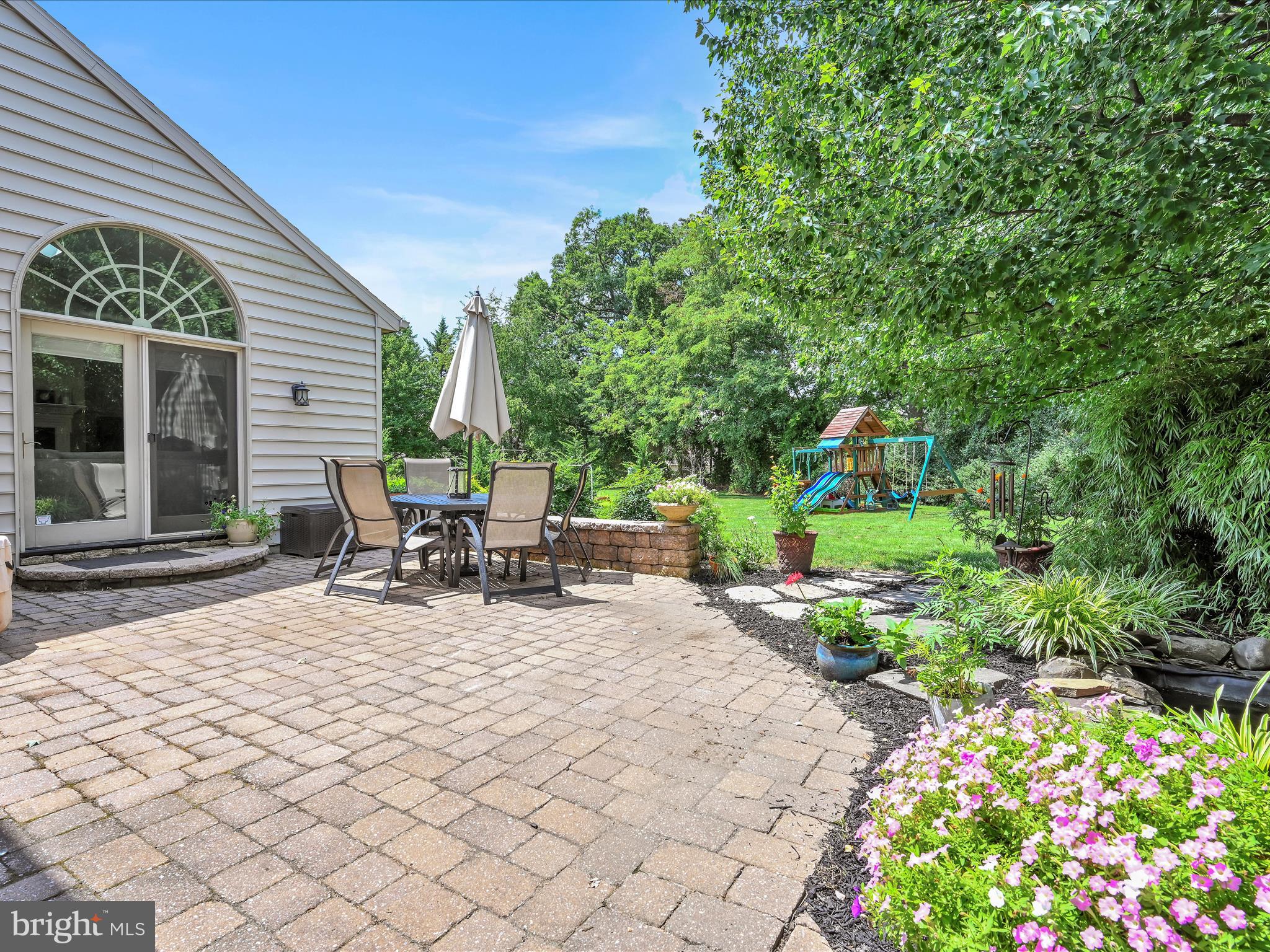 CENTERVILLE COMMONS - Residential