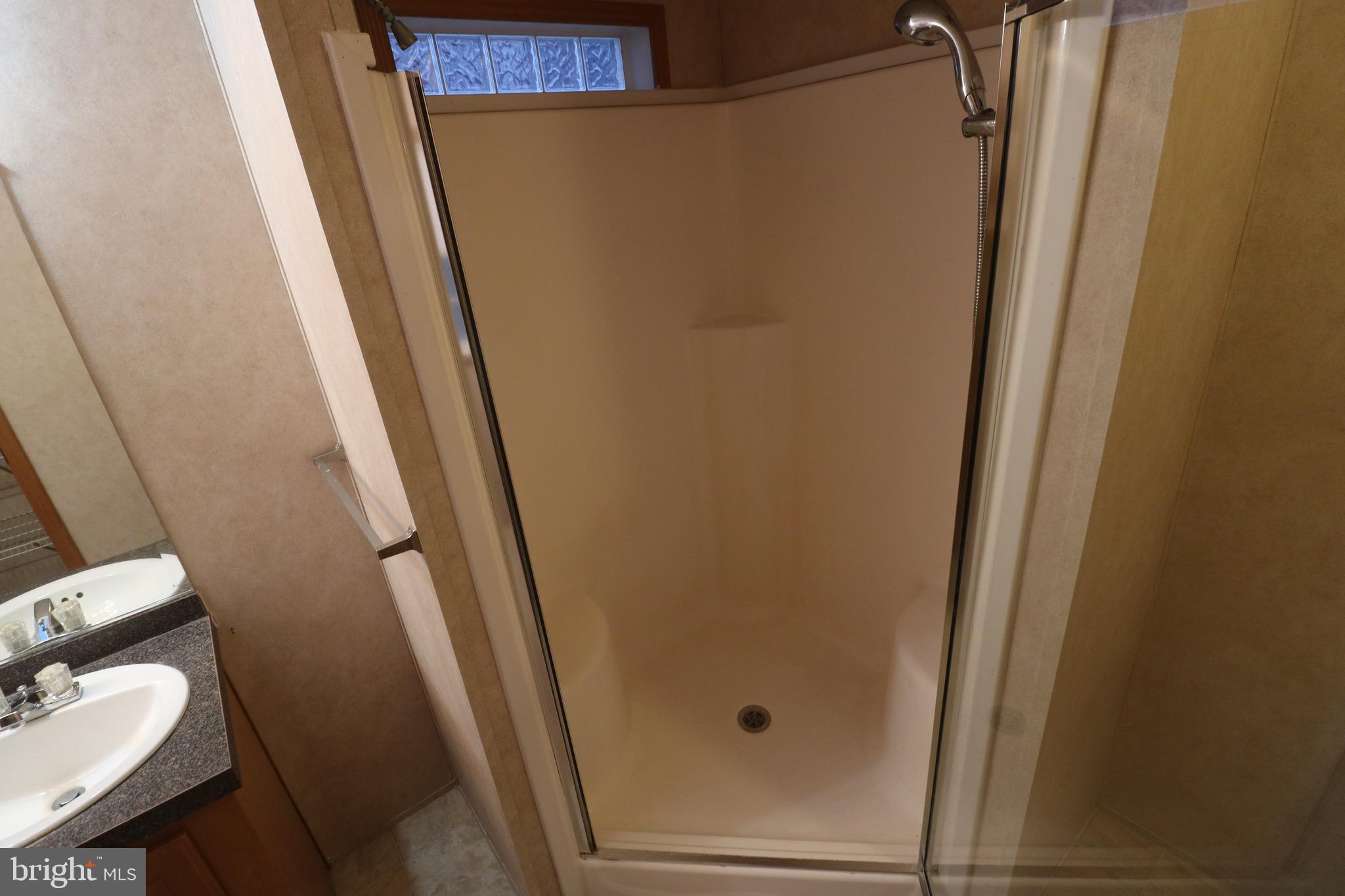 WILLIAMS ESTATES - Residential