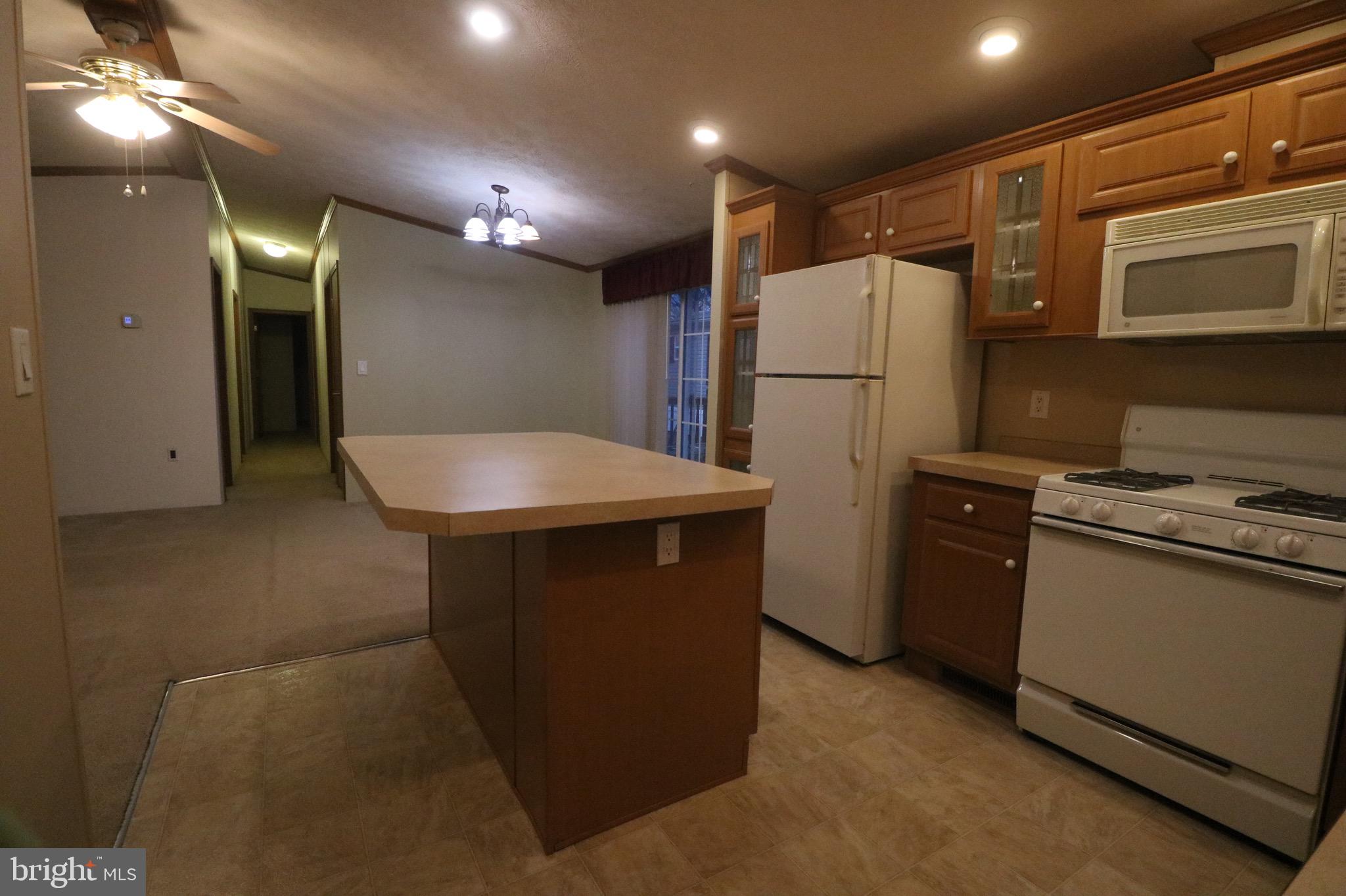 WILLIAMS ESTATES - Residential