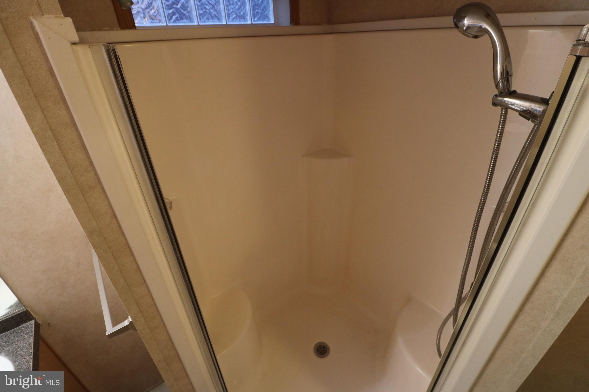 WILLIAMS ESTATES - Residential