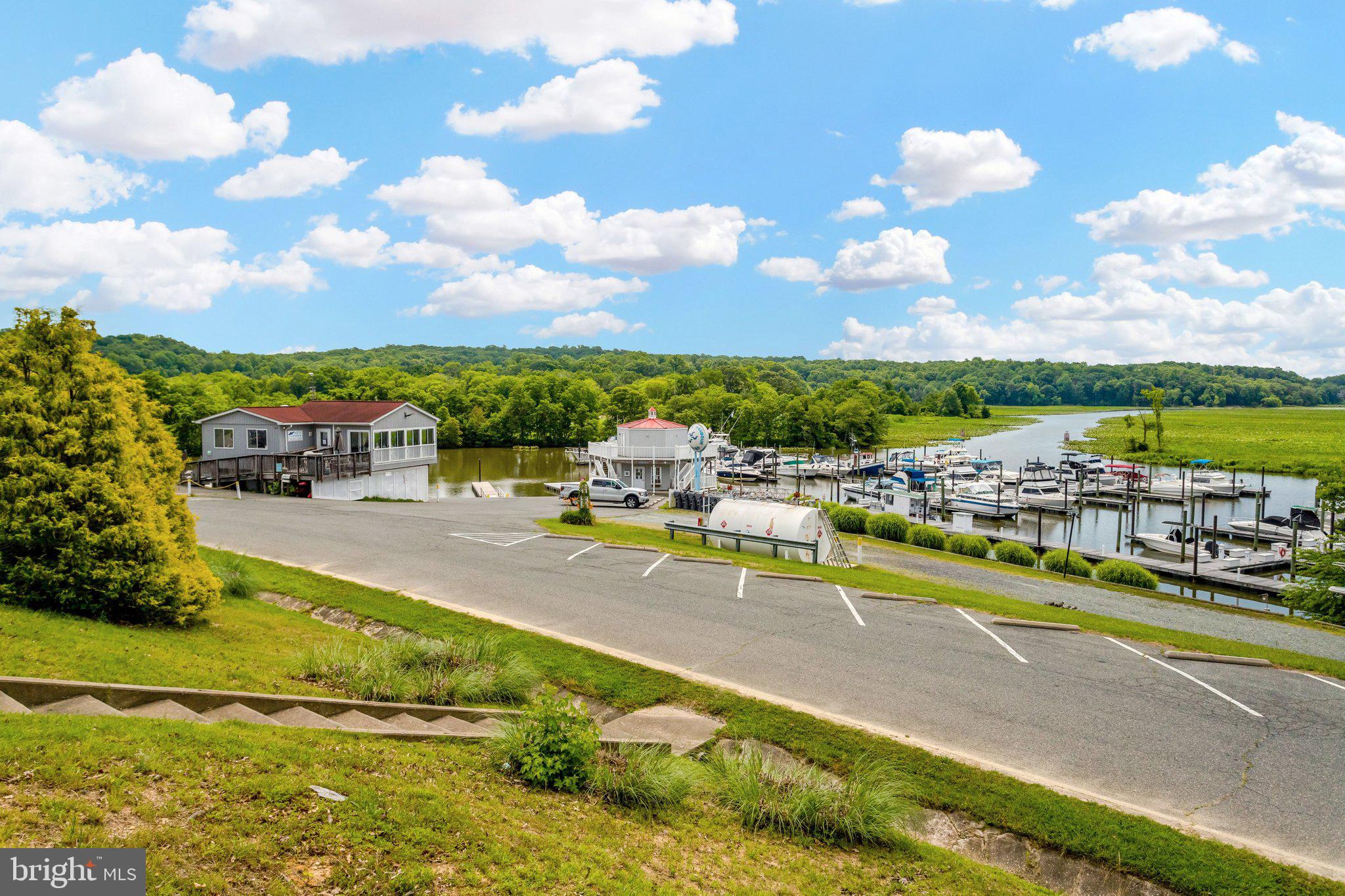 AQUIA HARBOUR - Residential