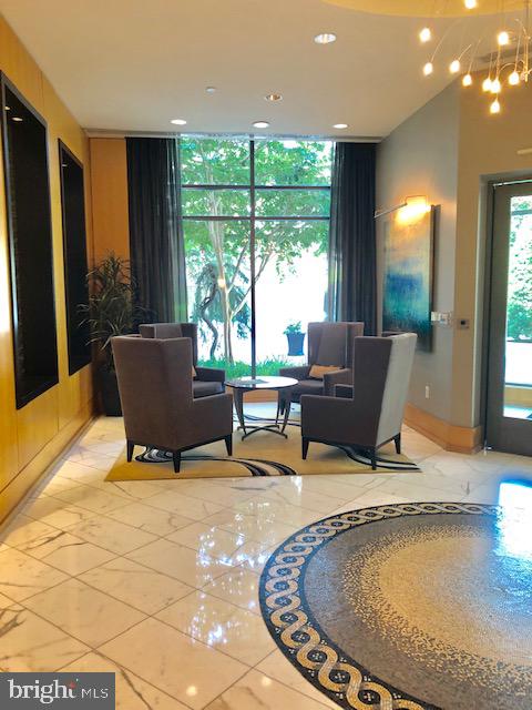 ONE NATIONAL HARBOR CONDOMINIUM - Residential Lease