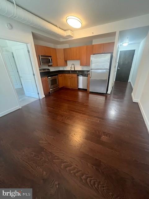 ONE NATIONAL HARBOR CONDOMINIUM - Residential Lease