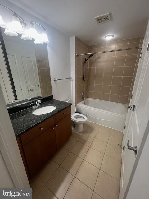 ONE NATIONAL HARBOR CONDOMINIUM - Residential Lease