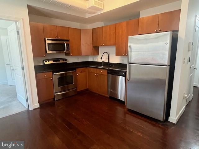 ONE NATIONAL HARBOR CONDOMINIUM - Residential Lease