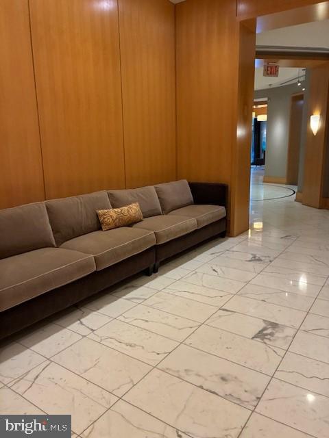 ONE NATIONAL HARBOR CONDOMINIUM - Residential Lease