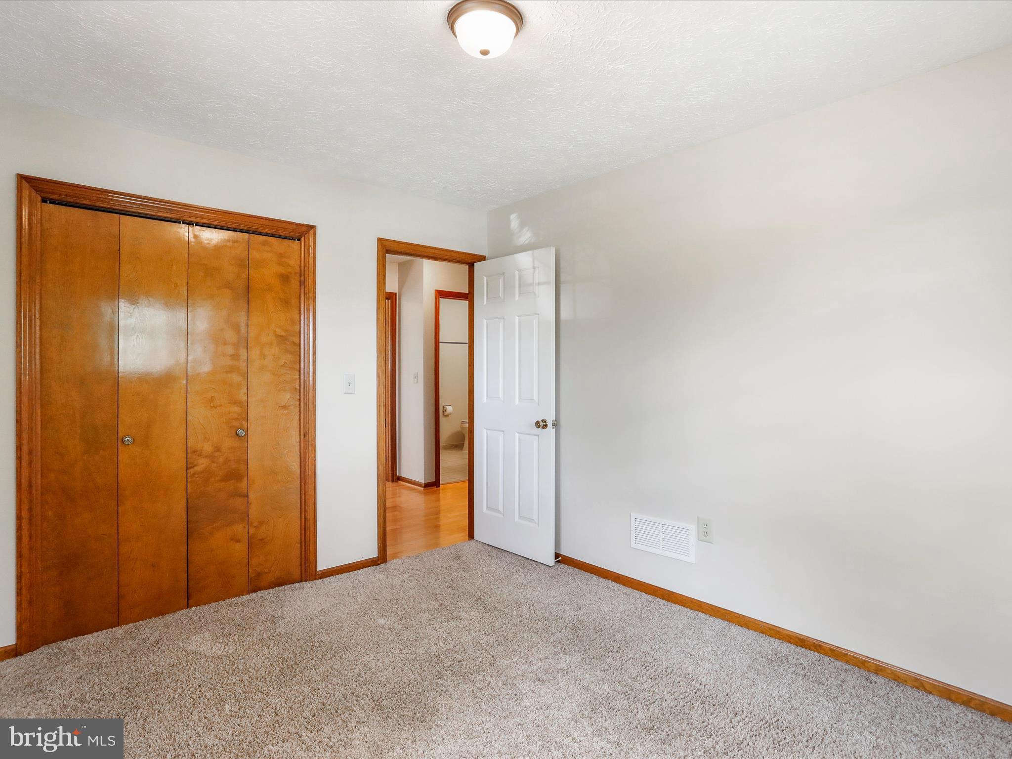 KNOBLEY ESTATES - Residential