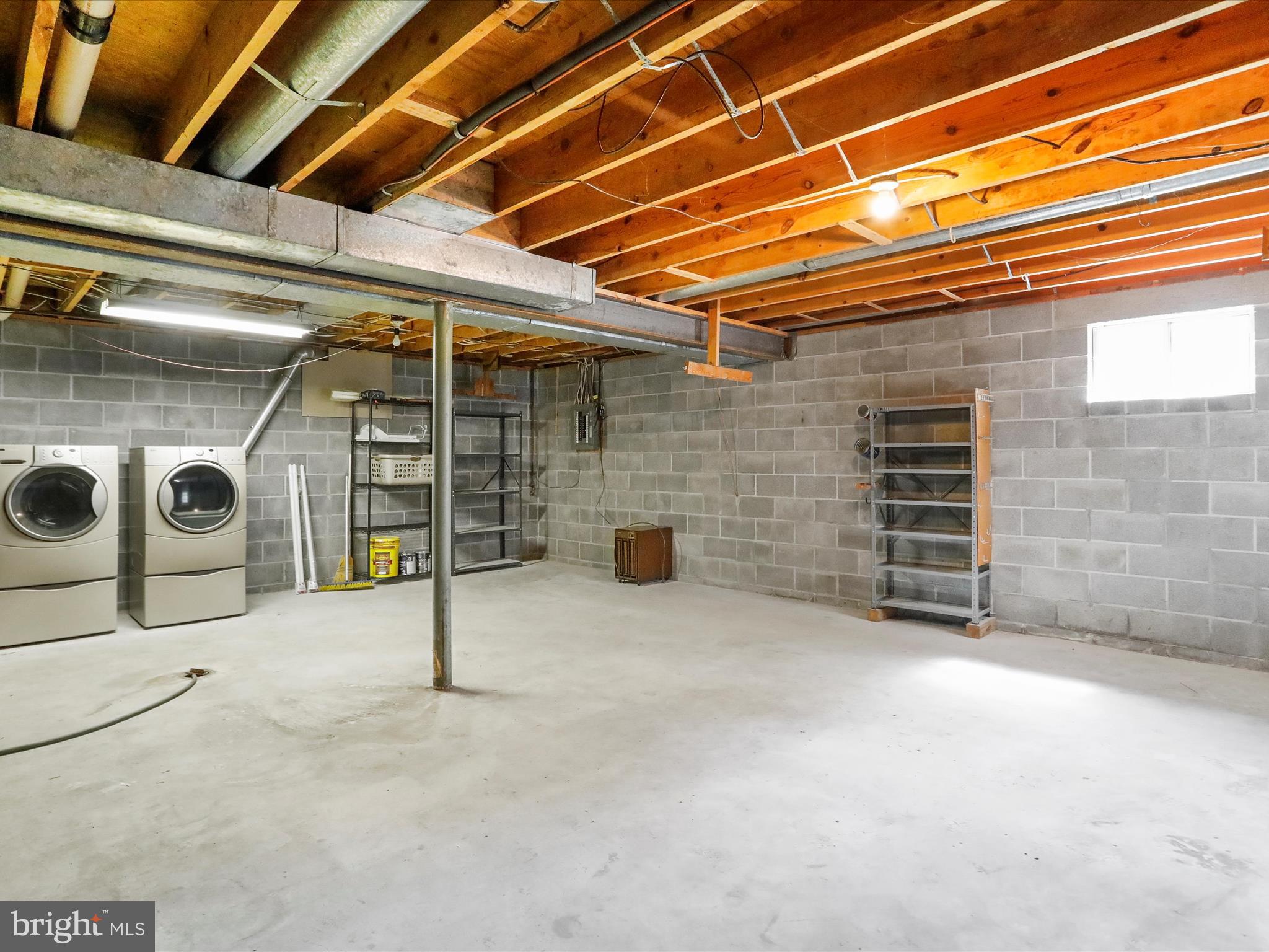 KNOBLEY ESTATES - Residential