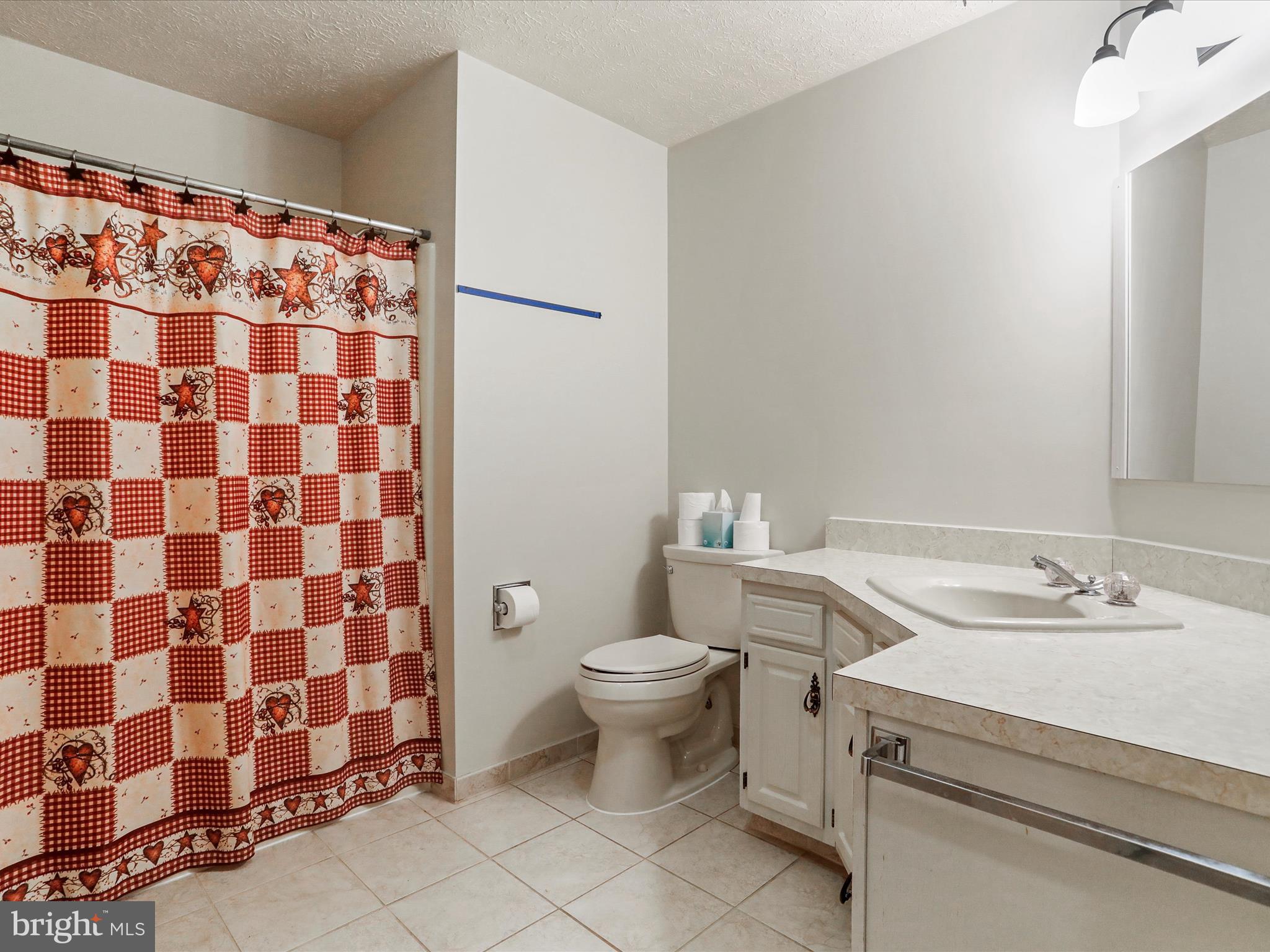 KNOBLEY ESTATES - Residential