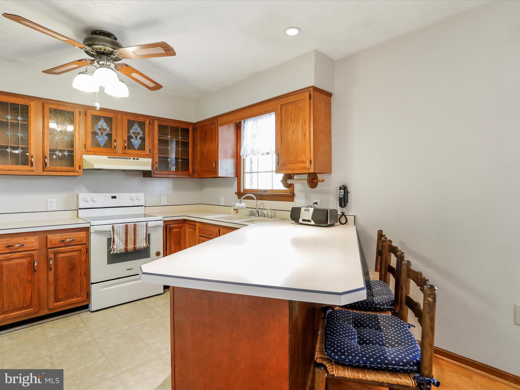 KNOBLEY ESTATES - Residential