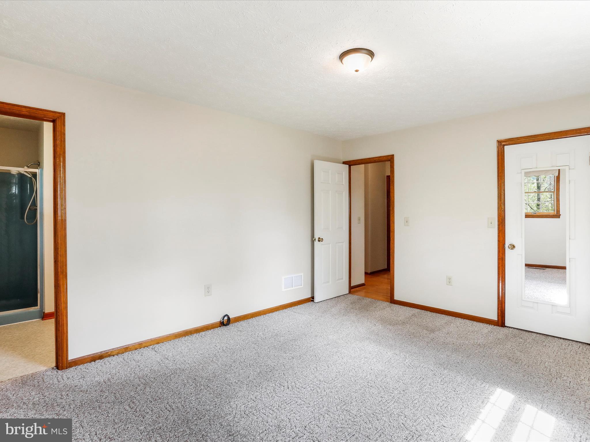 KNOBLEY ESTATES - Residential