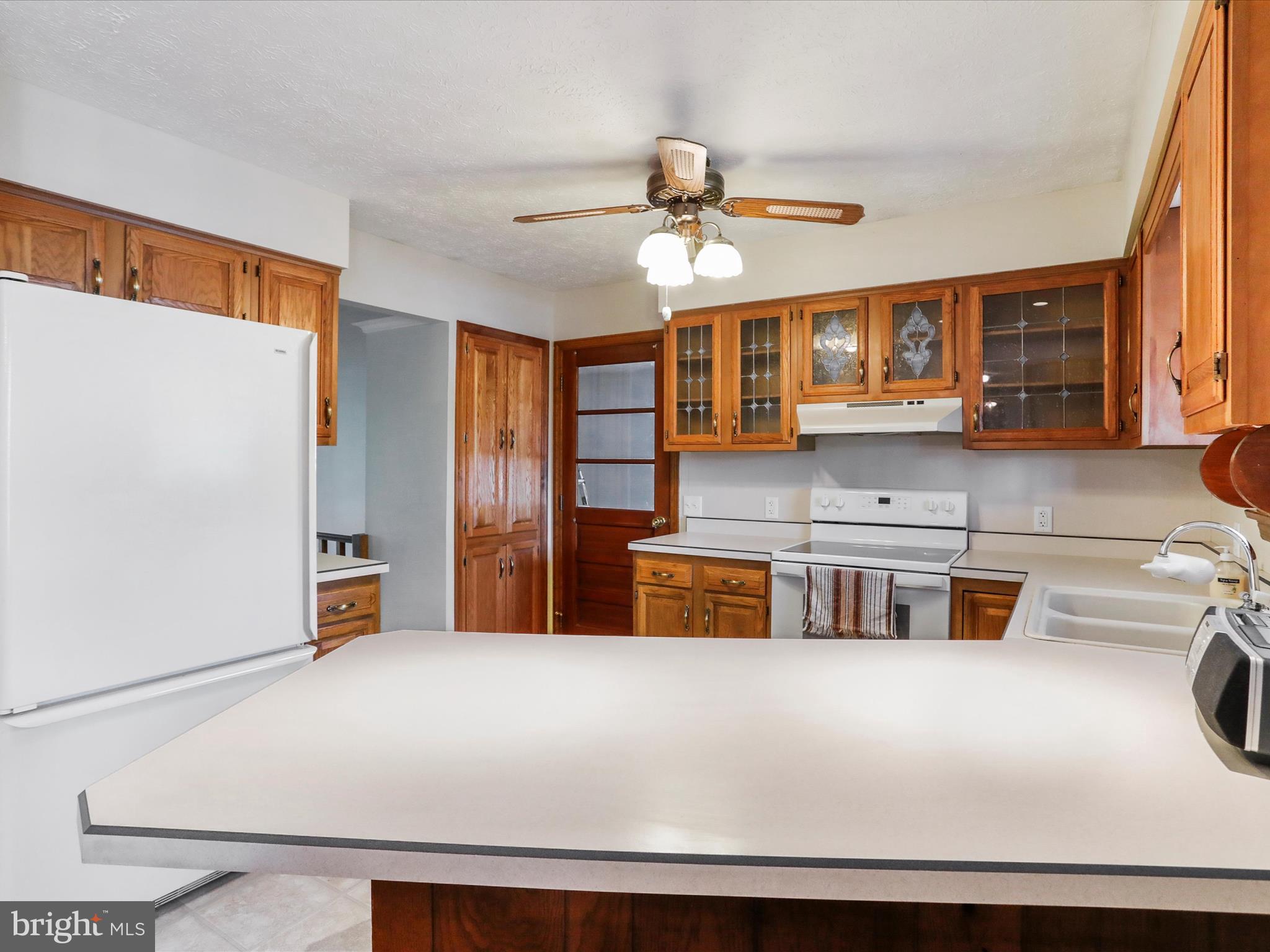 KNOBLEY ESTATES - Residential