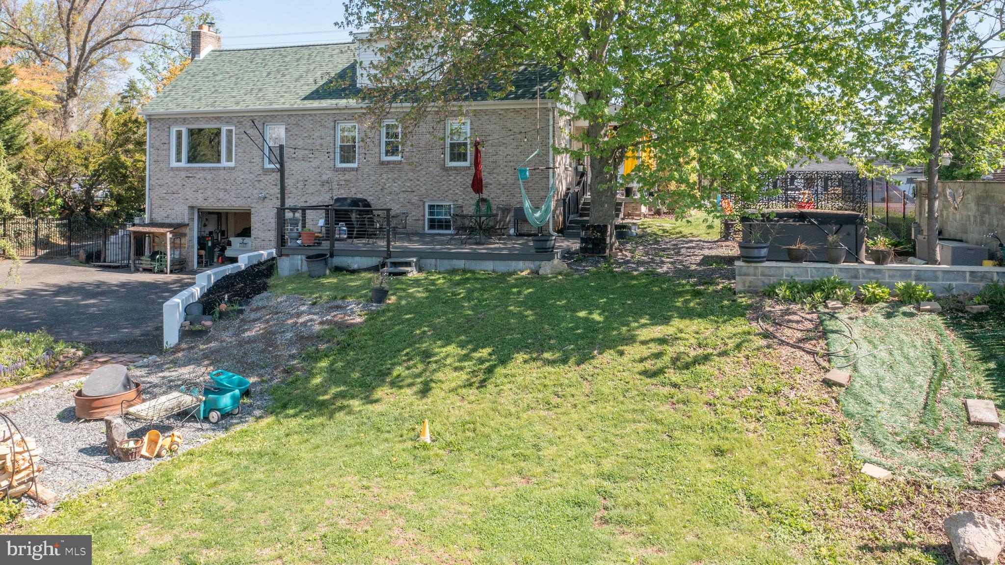 WILLOW GATE FARM - Residential