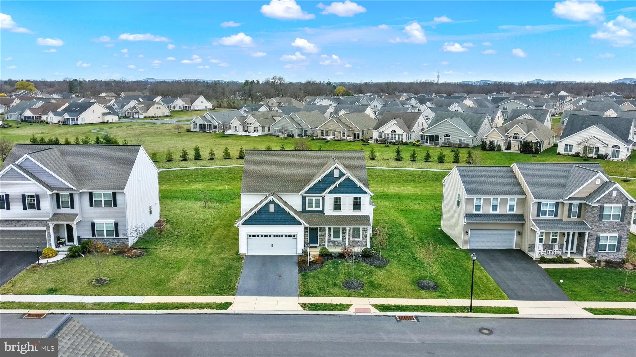 DANBURY GLEN - Residential