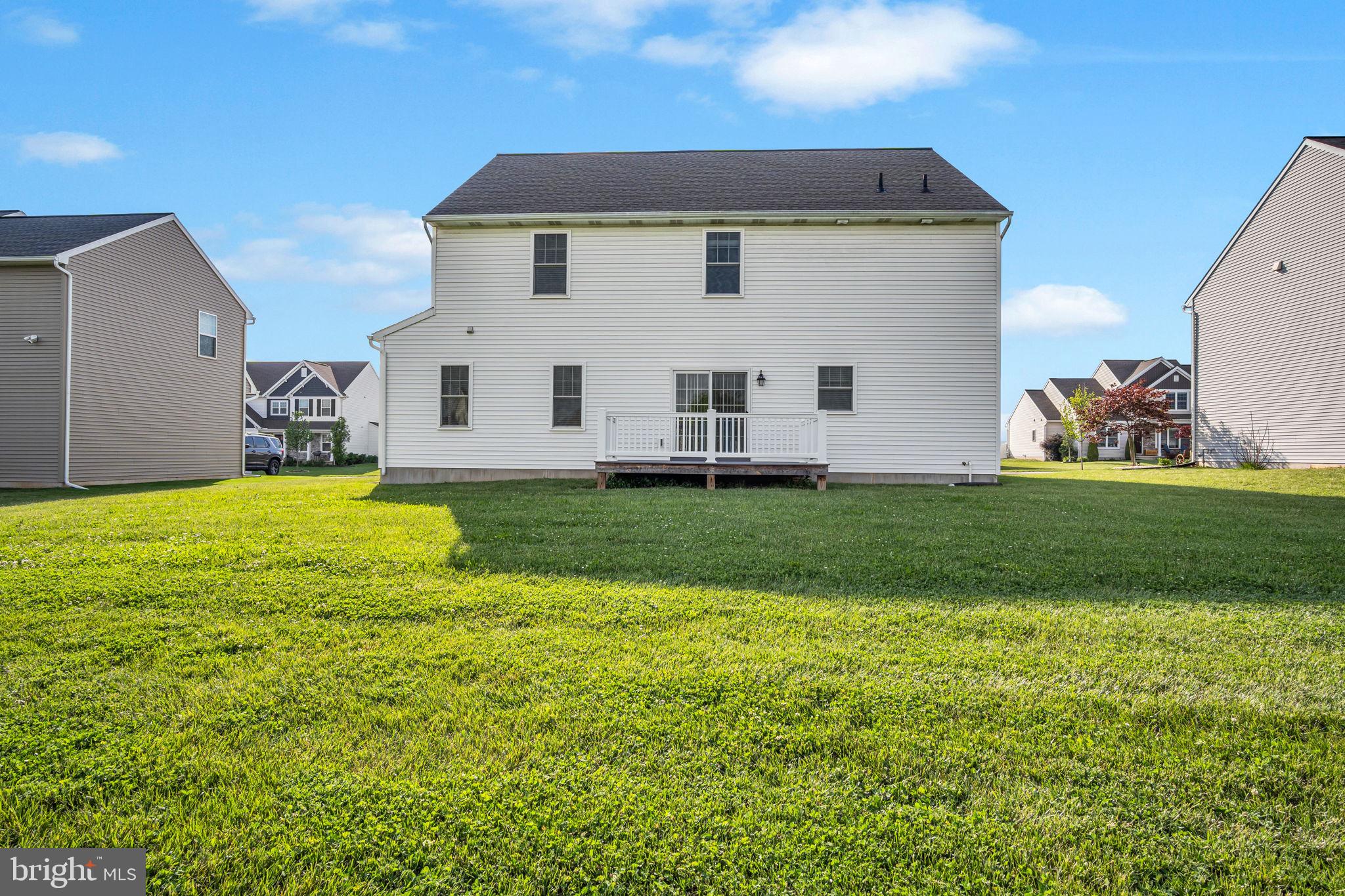 DANBURY GLEN - Residential
