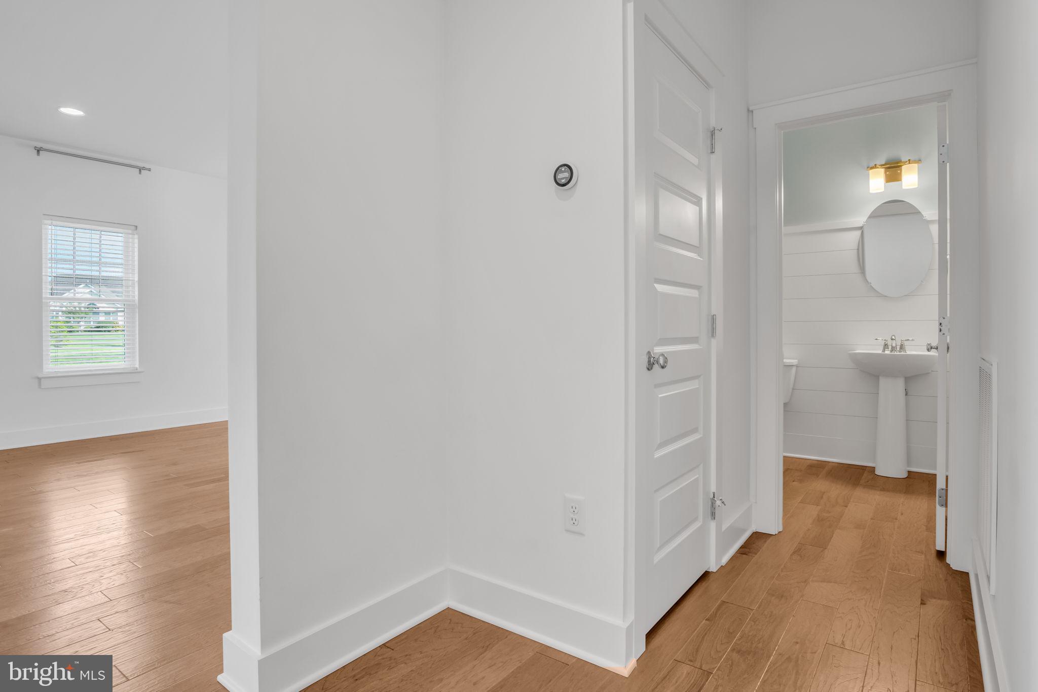 DANBURY GLEN - Residential