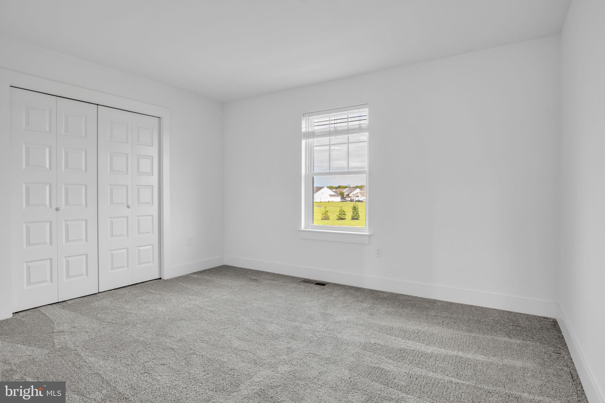 DANBURY GLEN - Residential