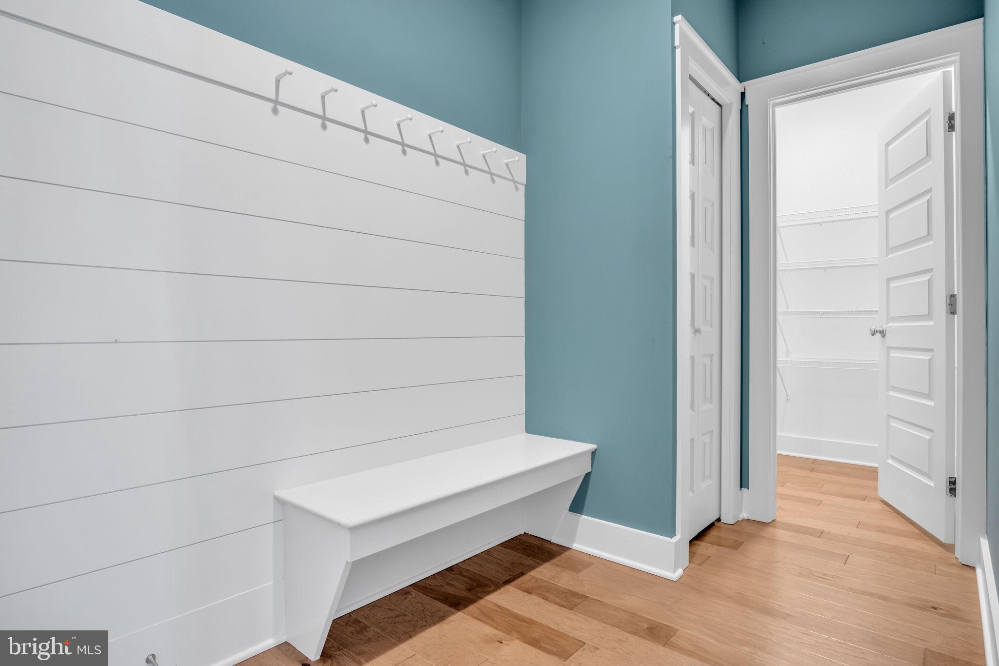 DANBURY GLEN - Residential