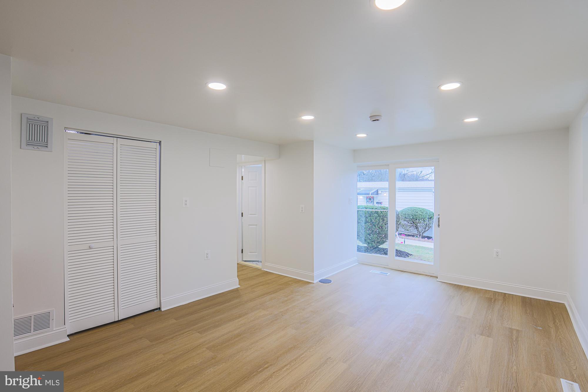 SCOTTS HILL - Residential